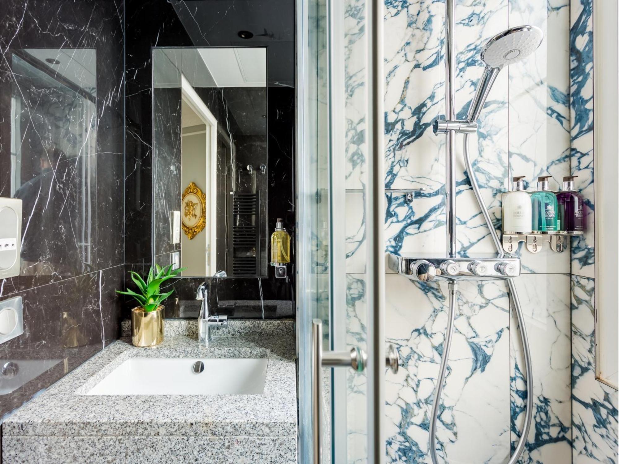 Appartement Merveil - Luxury -champs Elysees-ponthieu Ii *